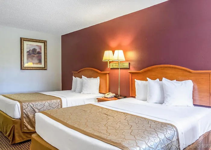 Econo Hotel